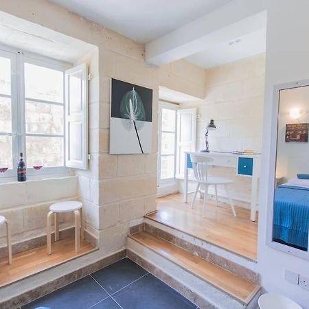 Central Valletta House フロリアーナ エクステリア 写真