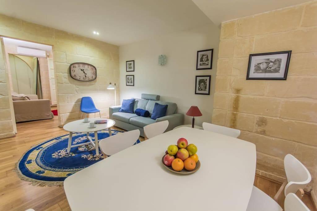 Central Valletta House フロリアーナ エクステリア 写真