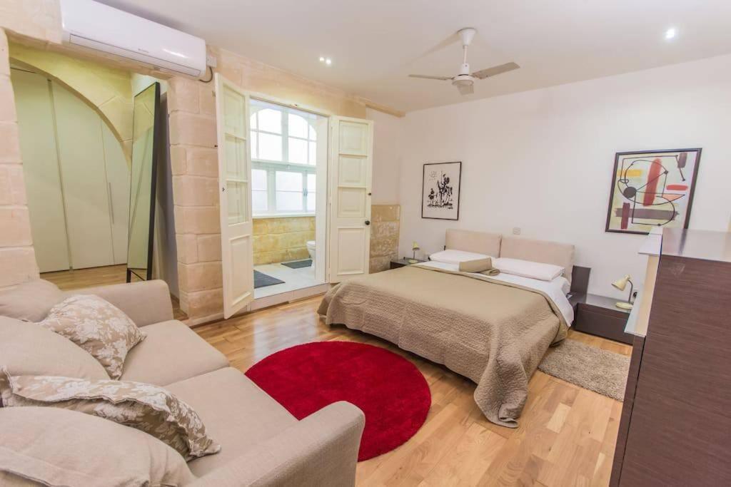 Central Valletta House フロリアーナ エクステリア 写真